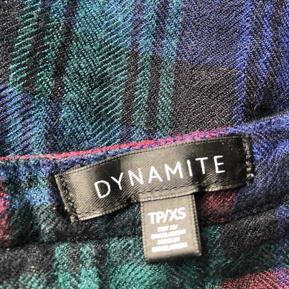 3/30$ Dynamite long sleeve XS - Picture 5 of 6